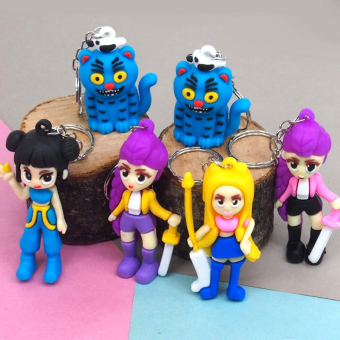 картинка Брелок 270-24 (12)  Девочки "Охотницы" резина 6,5х1,5х3см от магазина МОЛТИ