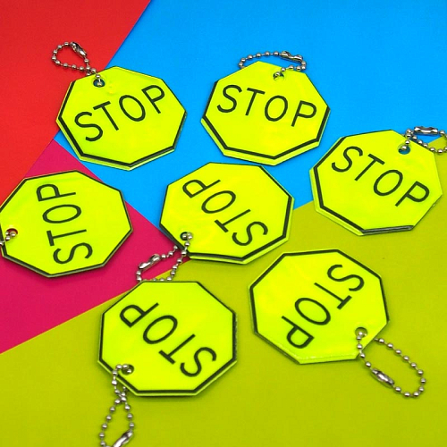 Брелок-подвеска GJSTOP светоотражающий STOP 5х01х4,5см (100)