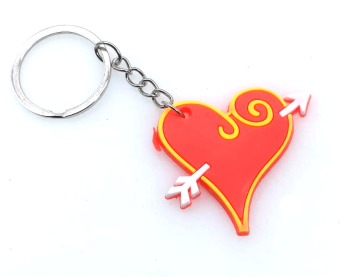 картинка Брелоки TL 1111-10 сердце со стрелой резиновое от магазина МОЛТИ