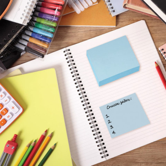 картинка Блок самоклеящийся (стикеры) BRAUBERG, ПАСТЕЛЬНЫЙ, 76х76 мм, 100 листов, голубой, 122695 от магазина МОЛТИ