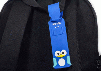 картинка Бейдж-бирка 250822-10 детская информационная пингвин 24х4 см. силиконовая. от магазина МОЛТИ