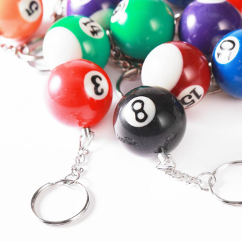 картинка Брелок №1156 Бильярдные шары 3,2х3,2х3,2см пластик от магазина МОЛТИ