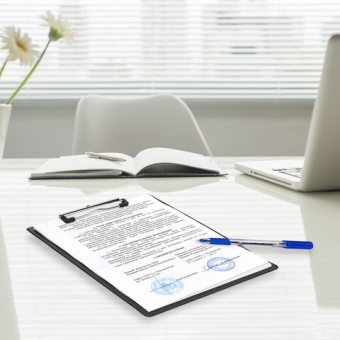 картинка Доска-планшет STAFF с прижимом А4 (228х318 мм), картон/ПВХ, ЧЕРНАЯ, 229554 от магазина МОЛТИ