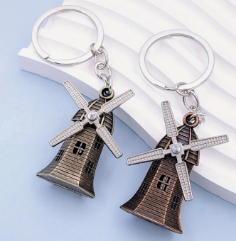 картинка Брелоки 2638-21 (12) Мельница металл 4х1,5х3см. от магазина МОЛТИ