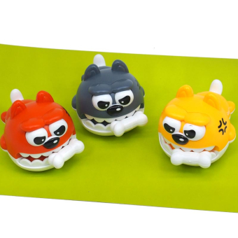 картинка Игрушка инерционная YR151085 Собака ловит кость в и/у 5,5х8х6,5см от магазина МОЛТИ