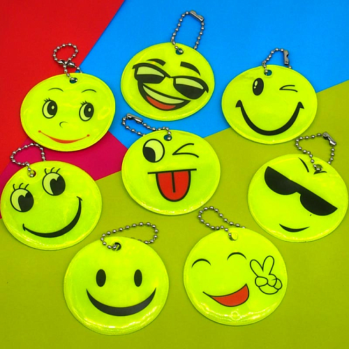 Брелок-подвеска GJXL СМАЙЛИК светоотражающий 5х0,1х5см (200)