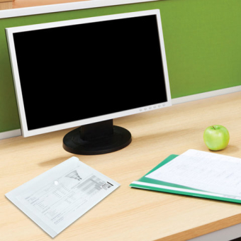 картинка Папка-конверт с кнопкой BRAUBERG, А4, до 100 листов, прозрачная, 0,15 мм, 221638 от магазина МОЛТИ