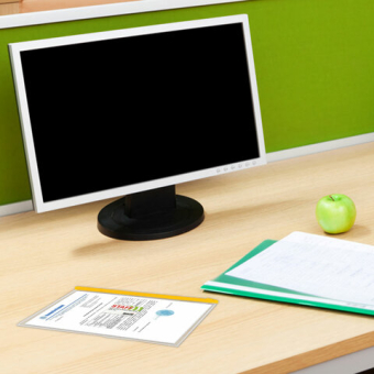 картинка Папка-конверт на молнии МАЛОГО ФОРМАТА (255х130 мм), карман для визиток, прозрачная, 0,12 мм, STAFF, 229549 от магазина МОЛТИ