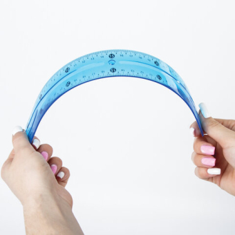 картинка Набор чертежный большой гибкий BRAUBERG "FLEX" (линейка 30 см, треугольник, транспортир), ассорти, 210680 от магазина МОЛТИ