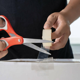 картинка Клейкие ленты 12 мм х 33 м канцелярские ОФИСМАГ, комплект 4 шт., прозрачные, гарантированная длина, 223126 от магазина МОЛТИ