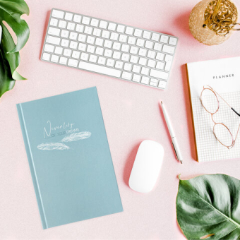 картинка Блокнот А5 (134х206 мм), 80 л., твёрдый, клетка, STAFF, "Pastel", 114416 от магазина МОЛТИ